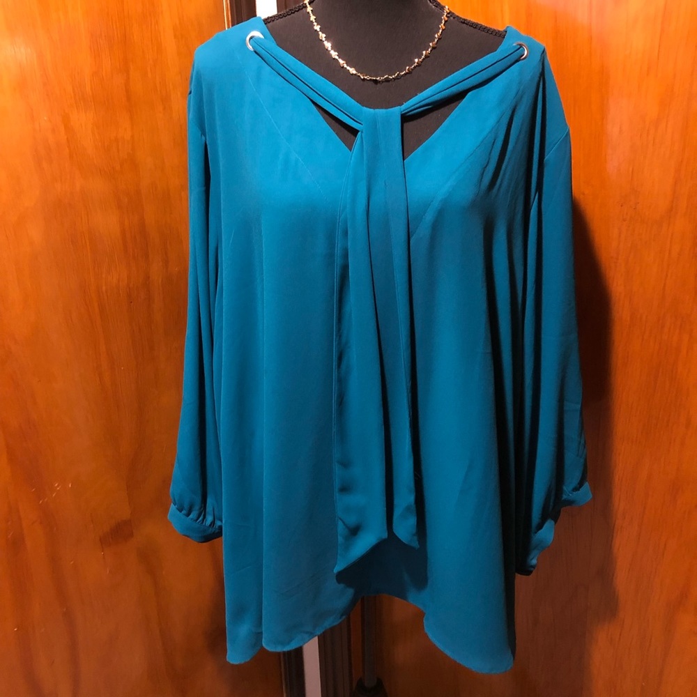 Avenue Teal tunic